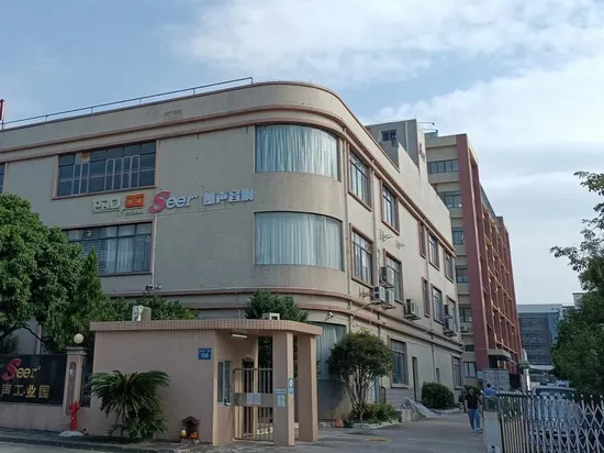 Sistema de alto-falantes de linha ativa profissional de áudio interno de 12 polegadas para áreas externas